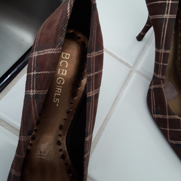 BCBG Girls Shoes - Picture 8 of 11